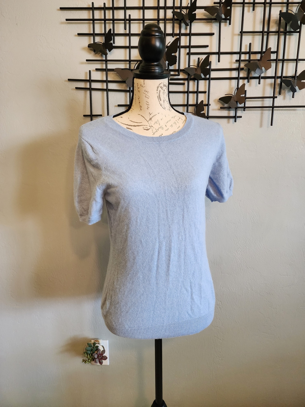 State Cashmere Light Blue Short-Sleeve Crewneck Sweater